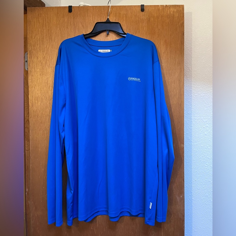 Men’s Magellan Moisture Wicking Fish Gear shirt size 2XL
